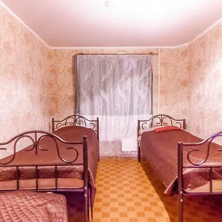 Dobrootel On Pritytsky 78 *